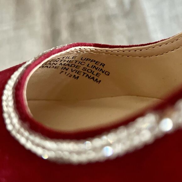 Anne Klein Red Sling Back Pointy Toe Suede Glitsy Heels Sz 7.5M Runs Small - Picture 9 of 10